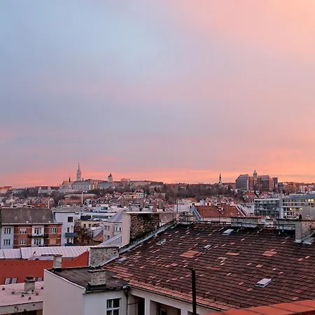Apartment Margaret For 5 People With Panorama Terrace Budapest